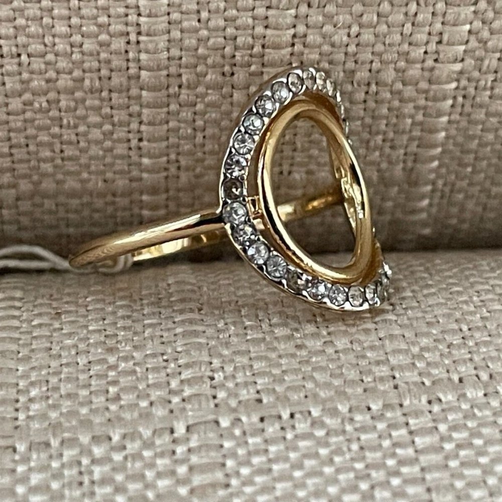Nordstrom Women Rings Gold Tone Crystal Accent Ring Size 7 Read Desc - Picture 3 of 10